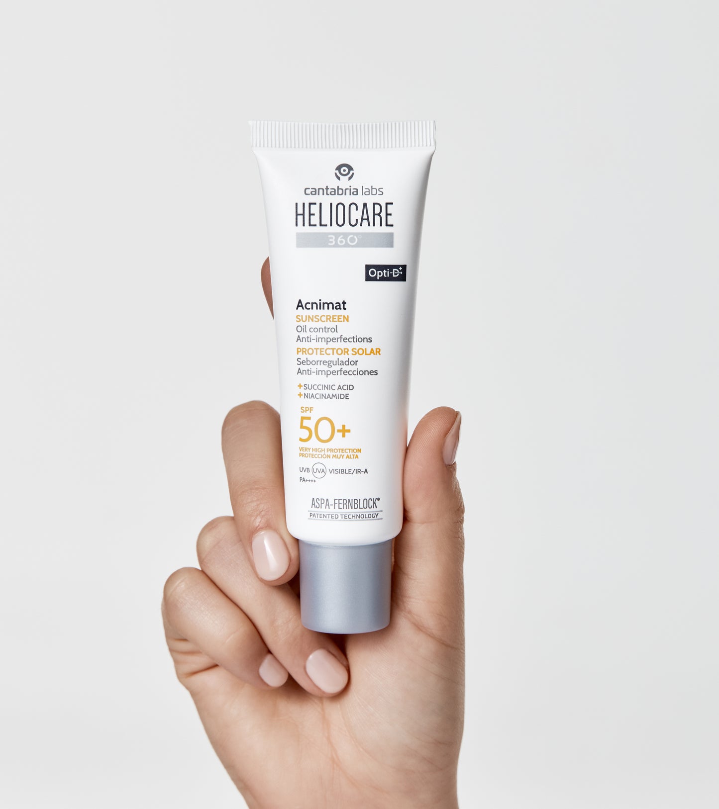 HELIOCARE 360º Acnimat | Saules aizsarglīdzeklis aknes skartai ādai, 50 ml